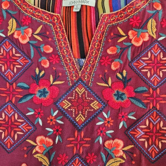 John Mark Top Large Boho Embroidered Floral Burgundy Artsy - Picture 4 of 12